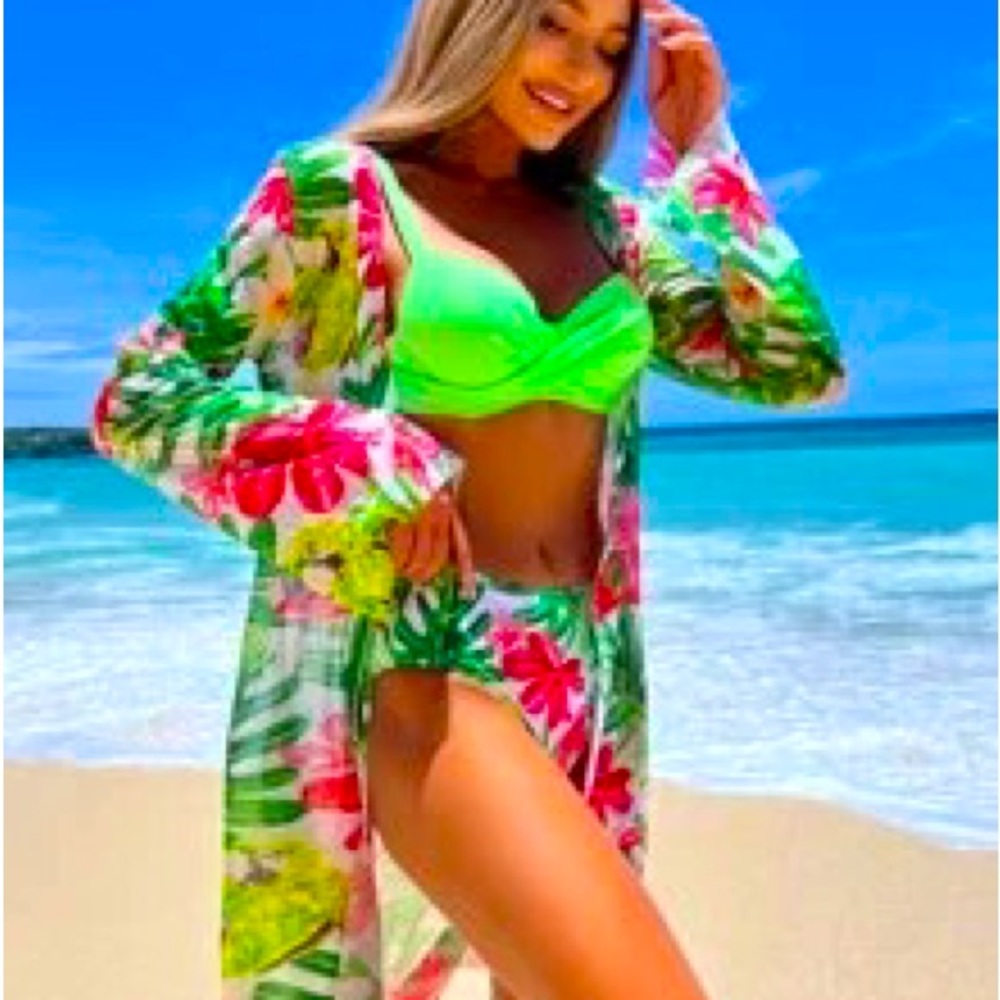 Floral Bikini Set with Matching Coverup M/L New